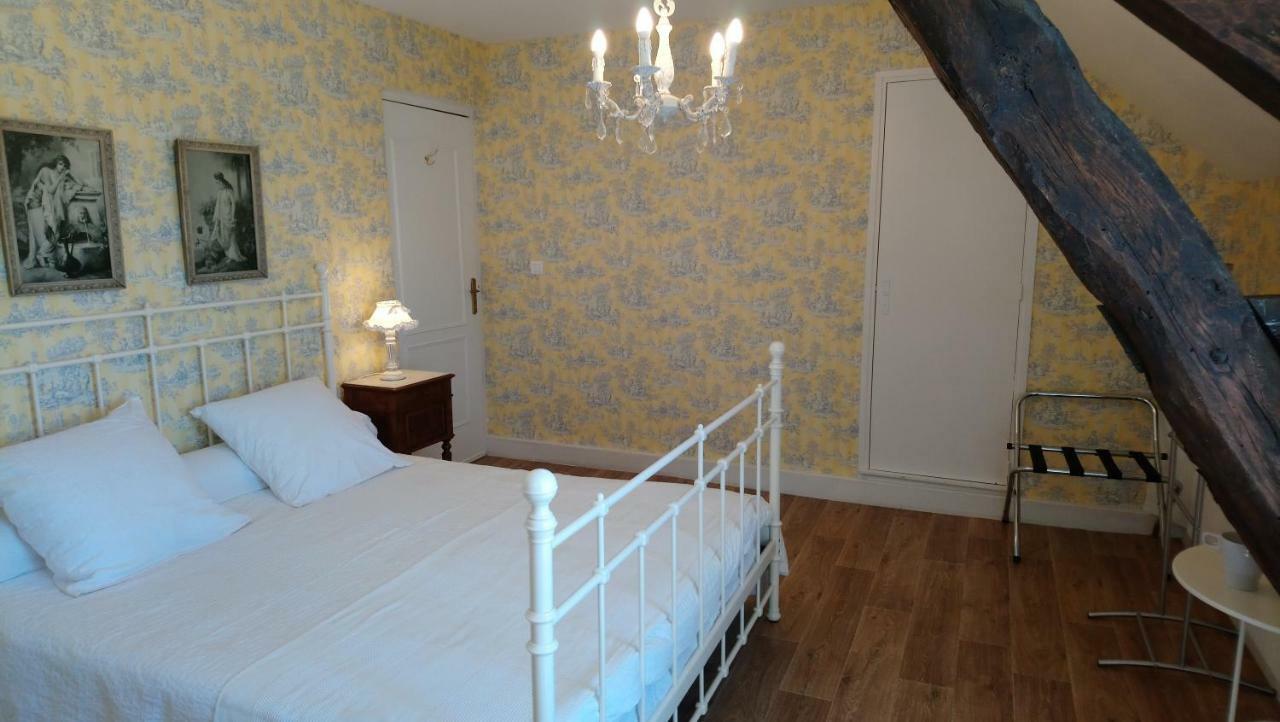 Domaine Les Gandins Bed and Breakfast Saint-Germain-de-Salles Eksteriør billede